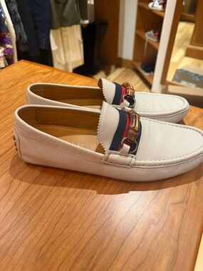 Gucci White Leather Loafers with Navy & Red Web and Bamboo Bit